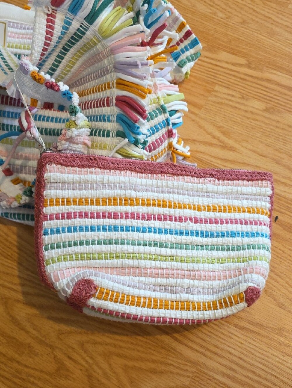 Shiraleah Chicago Striped Chiara Tote & Pouch - Picture 8 of 9